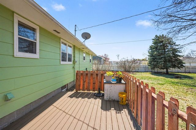 908 10th Street, Farmington, MN 55024