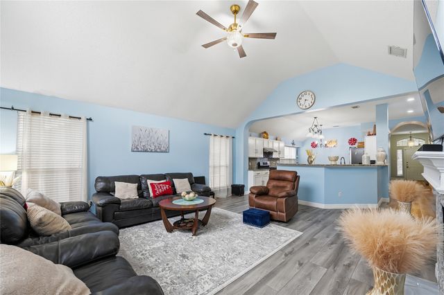 6003 Vista Park Lane, Sachse, TX 75048