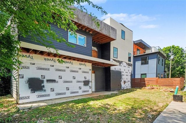 1077 Hobson St, Atlanta, GA 30310