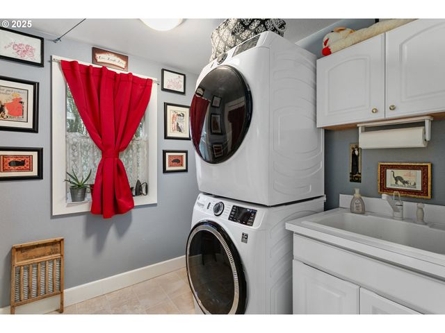 11215 Ne 359TH St, La Center, WA 98629