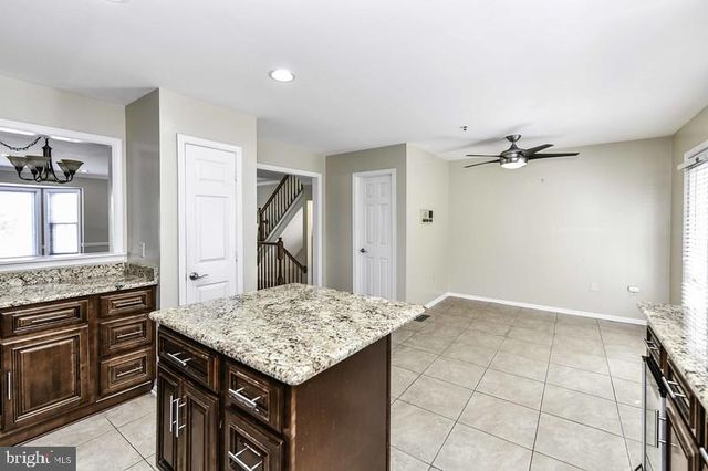 2 PARKER FARM CT, Silver Spring, MD 20906