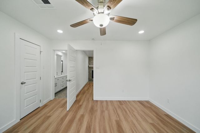 9711 Derrik Drive, Houston, TX 77080