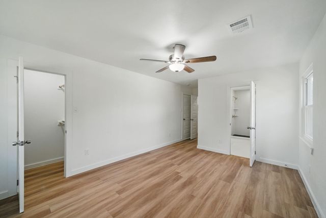 9711 Derrik Drive, Houston, TX 77080