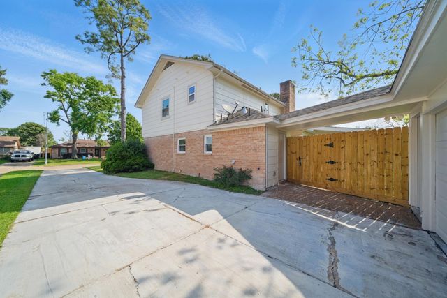 9711 Derrik Drive, Houston, TX 77080