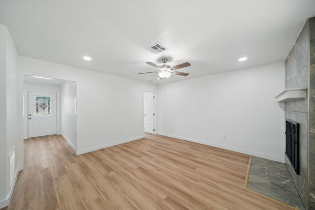 9711 Derrik Drive, Houston, TX 77080