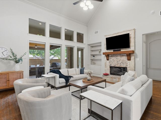 1020 Holy Grail Drive, Lewisville, TX 75056