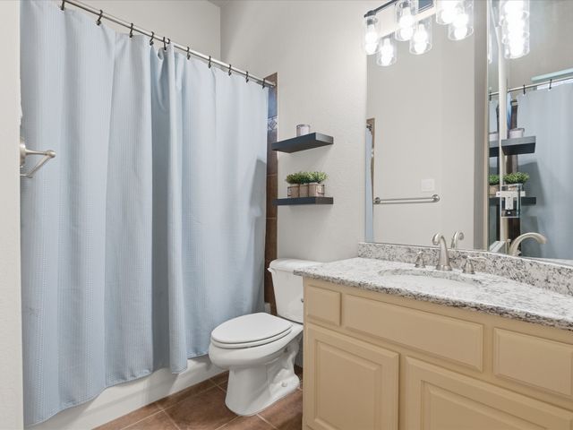 1020 Holy Grail Drive, Lewisville, TX 75056