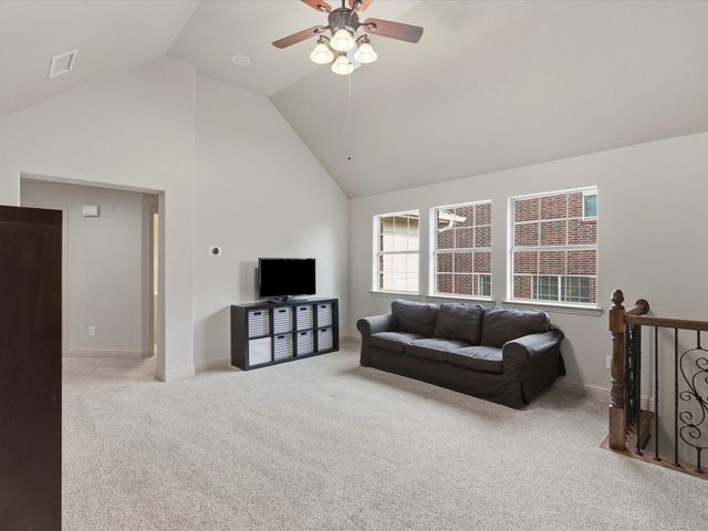1020 Holy Grail Drive, Lewisville, TX 75056