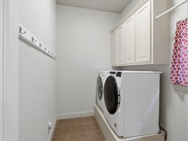 1020 Holy Grail Drive, Lewisville, TX 75056