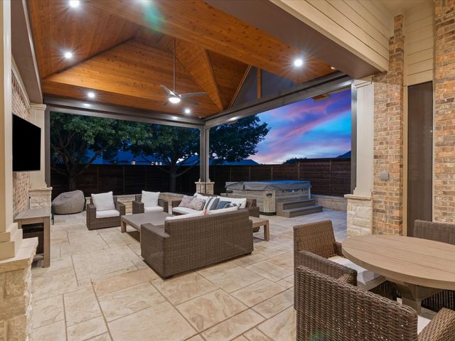 1020 Holy Grail Drive, Lewisville, TX 75056