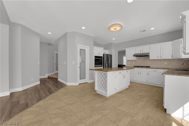 9317 Jadecrest Drive, Las Vegas, NV 89134