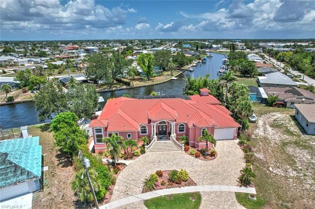 4409 Crews CT, Port Charlotte, FL 33952
