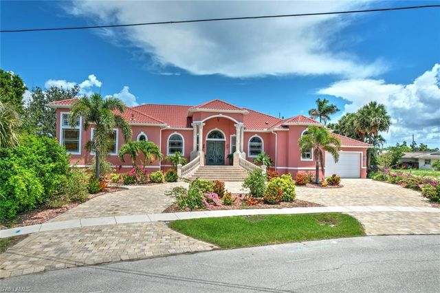 4409 Crews CT, Port Charlotte, FL 33952
