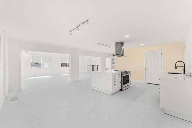 9085 S Highway A1a, Melbourne Beach, FL 32951
