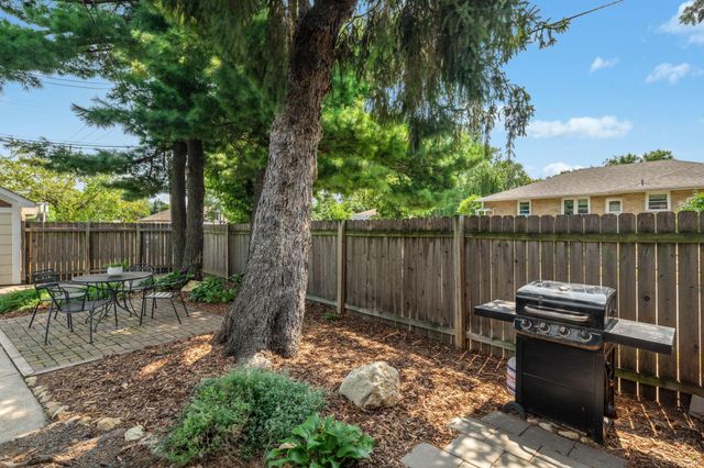 5557 Aldrich Avenue S, Minneapolis, MN 55419