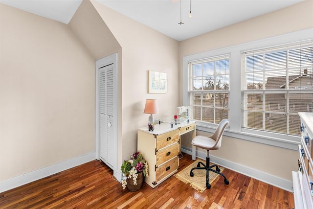 311 Sunset Dr, Salina, KS 67401