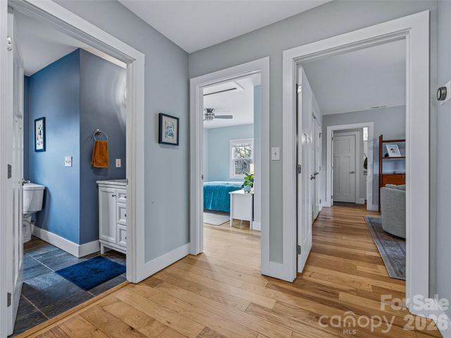 159 Virginia Avenue, Asheville, NC 28806