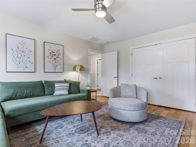 159 Virginia Avenue, Asheville, NC 28806