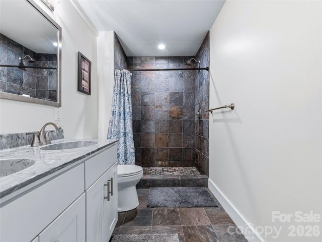 159 Virginia Avenue, Asheville, NC 28806