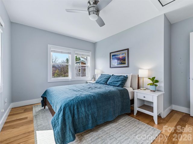 159 Virginia Avenue, Asheville, NC 28806