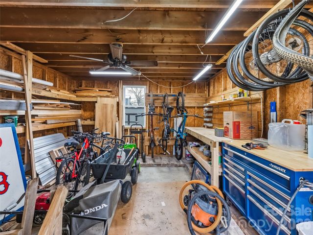 159 Virginia Avenue, Asheville, NC 28806