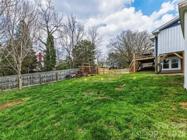 159 Virginia Avenue, Asheville, NC 28806