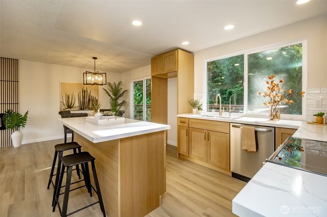 3696 SE Greenbriar Place, Port Orchard, WA 98366