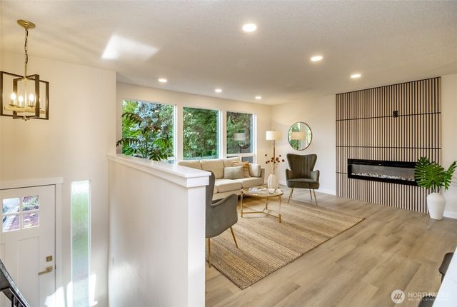 3696 SE Greenbriar Place, Port Orchard, WA 98366