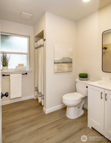 3696 SE Greenbriar Place, Port Orchard, WA 98366