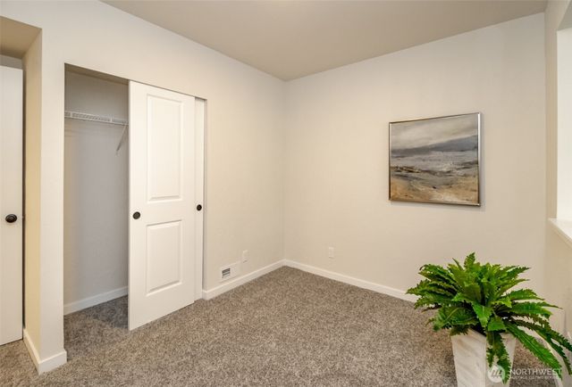 3696 SE Greenbriar Place, Port Orchard, WA 98366