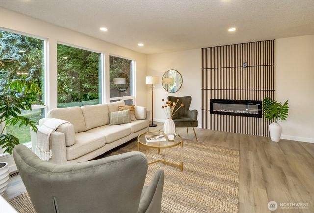 3696 SE Greenbriar Place, Port Orchard, WA 98366