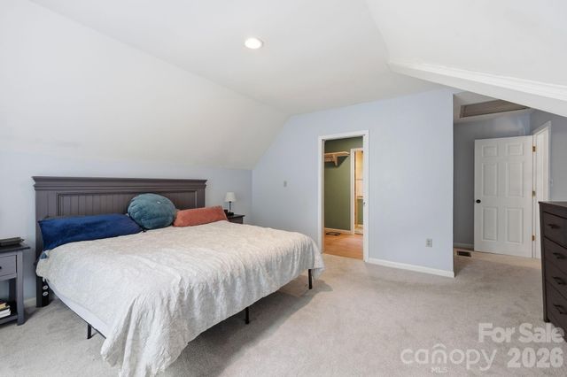 202 Riva Ridge Drive, Fairview, NC 28730