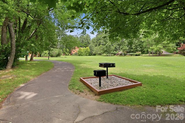 202 Riva Ridge Drive, Fairview, NC 28730