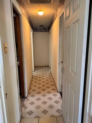 3083 CHERRY RD, Memphis, TN 38118