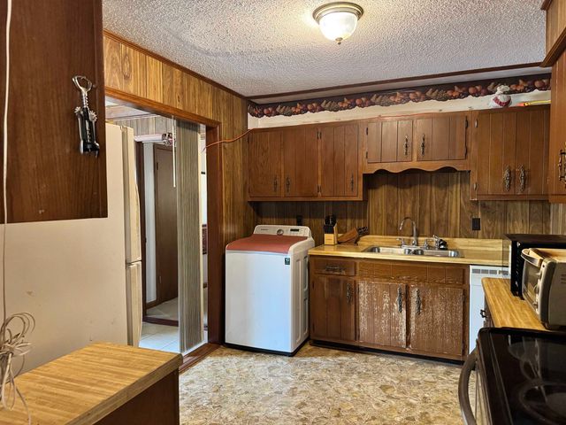 3083 CHERRY RD, Memphis, TN 38118