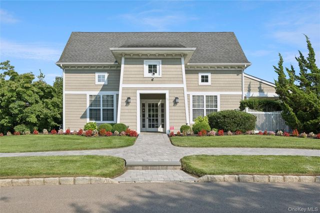 537 Hartmanns Farm Road, Riverhead, NY 11901