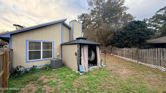 9939 SOMERSET GROVE Lane, Jacksonville, FL 32222