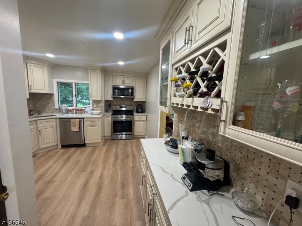 214 Boyle Ave, Totowa Boro, NJ 07512 — photo 4