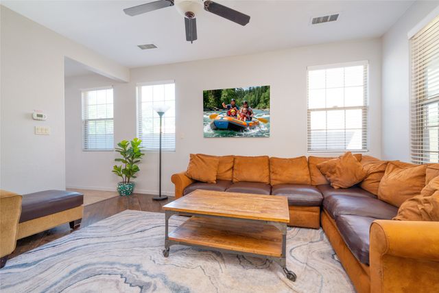 3232 Calle Nueva Vista, Santa Fe, NM 87507