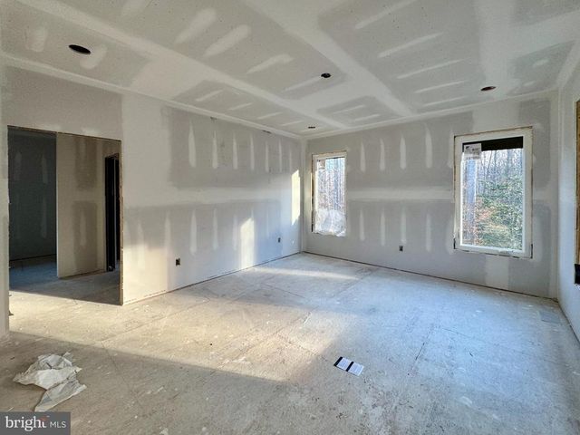 515 NOAHS LANDING DR, Bumpass, VA 23024