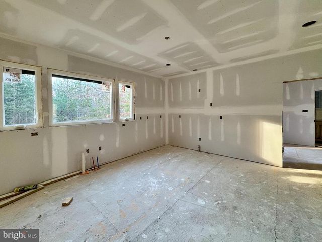 515 NOAHS LANDING DR, Bumpass, VA 23024