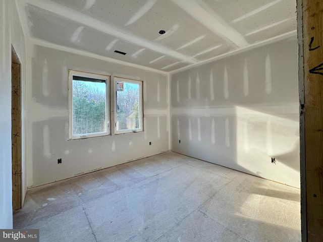 515 NOAHS LANDING DR, Bumpass, VA 23024