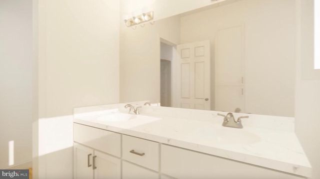 515 NOAHS LANDING DR, Bumpass, VA 23024