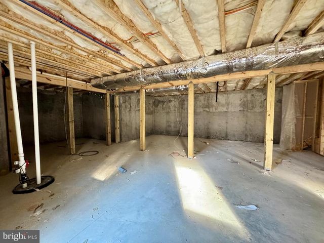 515 NOAHS LANDING DR, Bumpass, VA 23024