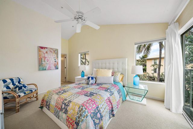 2115 S Ocean Boulevard 14, Delray Beach, FL 33483