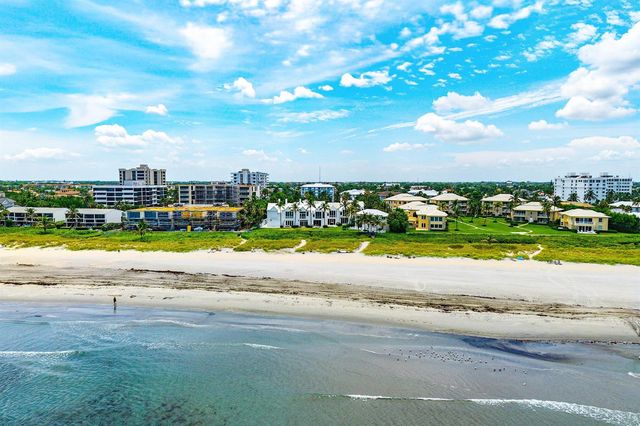 2115 S Ocean Boulevard 14, Delray Beach, FL 33483