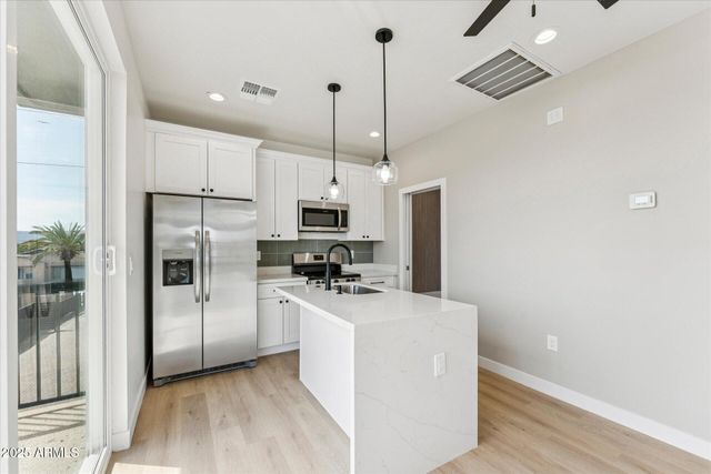 1721 W SHERMAN Street C, Phoenix, AZ 85007