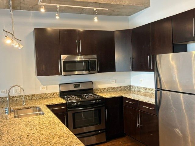 1610 W FULLERTON Avenue 409, Chicago, IL 60614