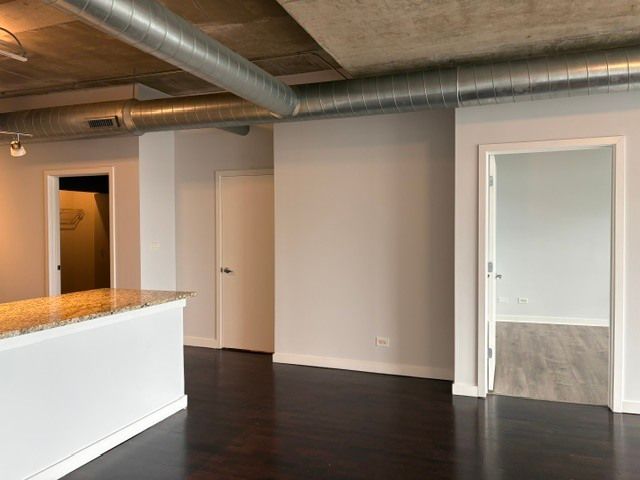 1610 W FULLERTON Avenue 409, Chicago, IL 60614