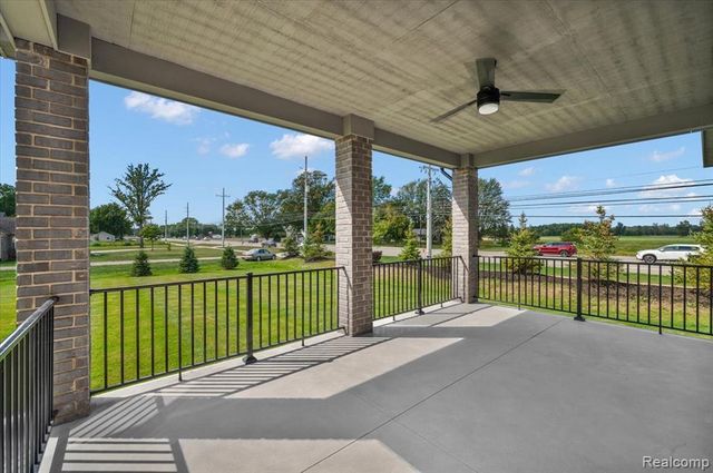 50999 Mistwood Drive, Macomb, MI 48042